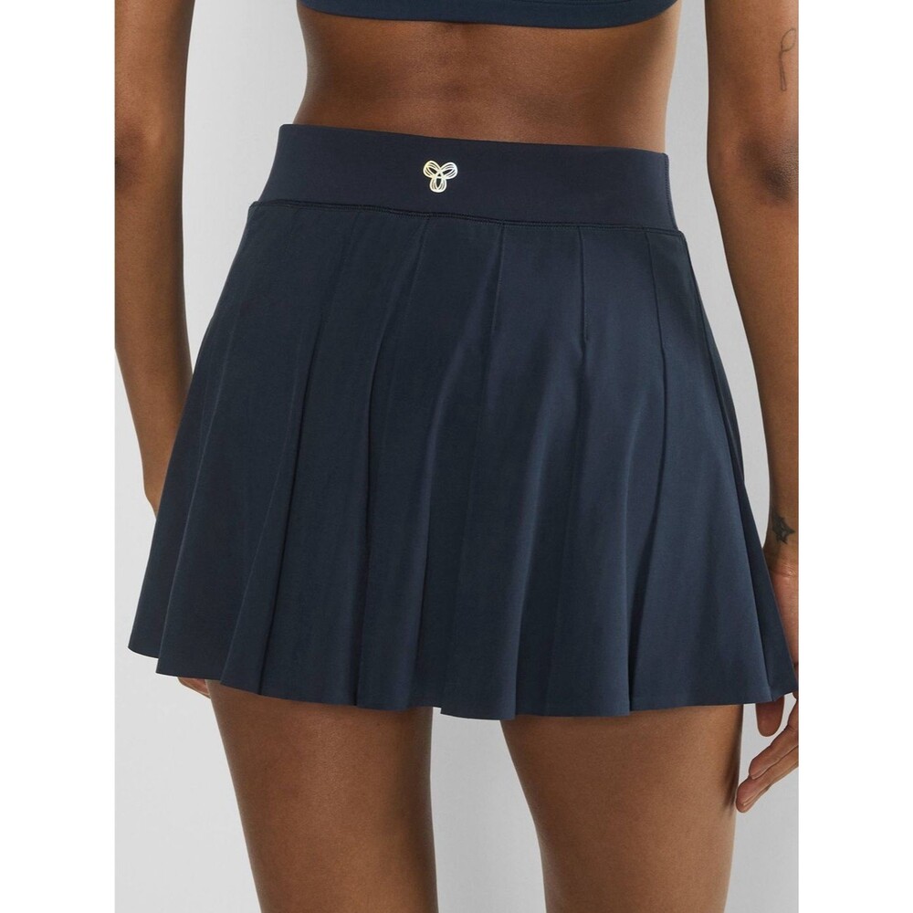 Golden / Aritzia MoveTech Advantage Mini Skirt with shorts size small Navy color